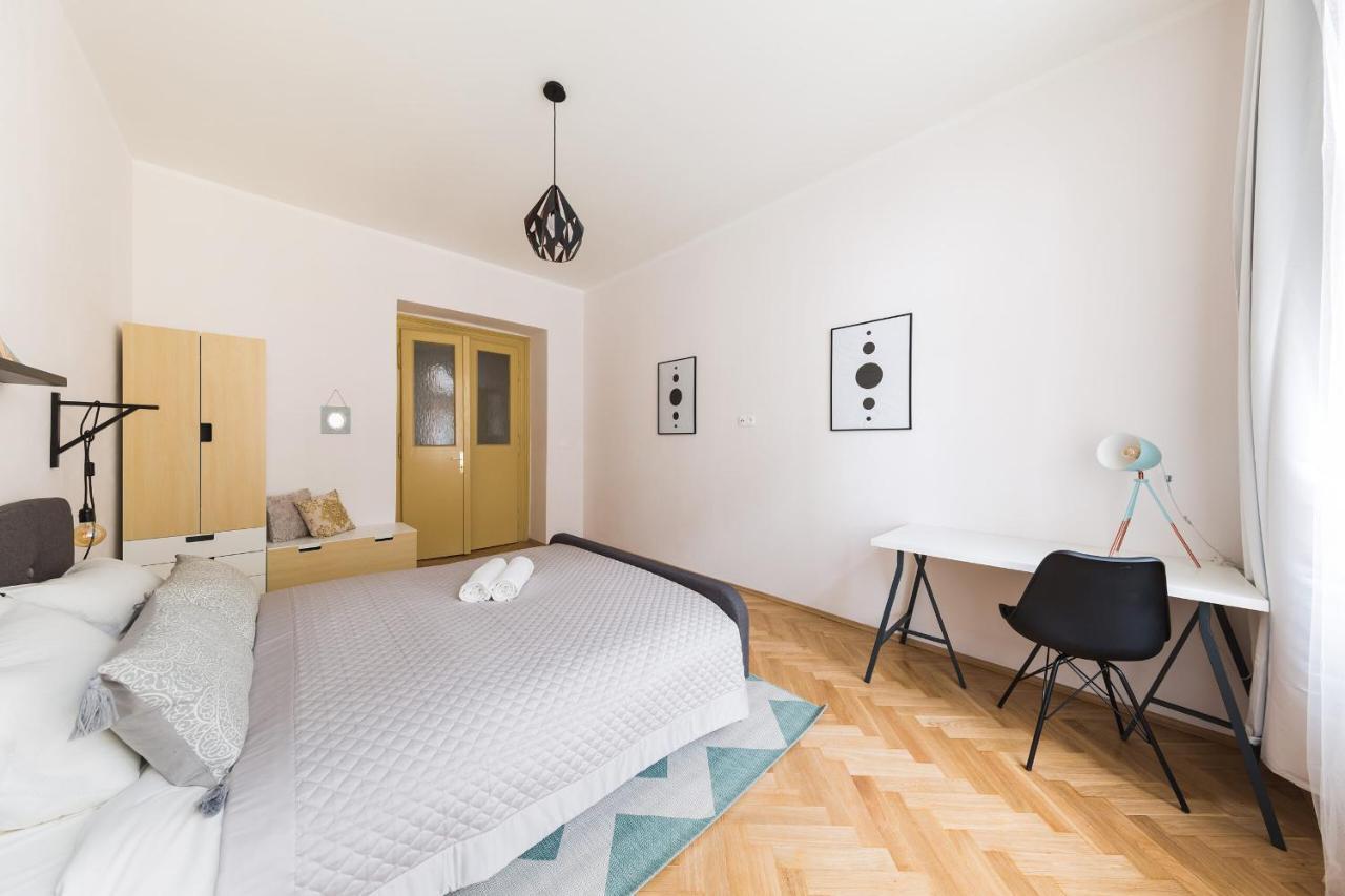 Boheme Apartment Prague Three Buitenkant foto